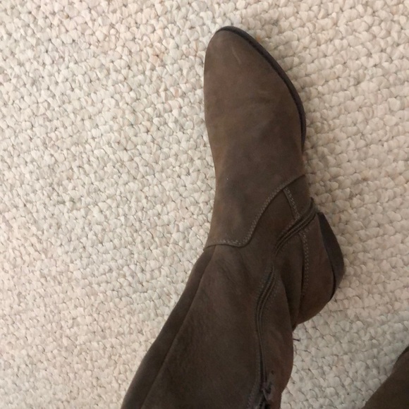 Aldo knee high boots suede - Picture 2 of 4